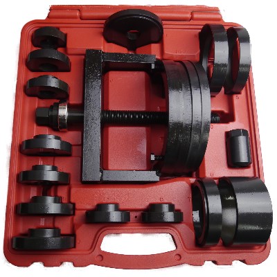 AT-501D<br>MASTER WHEEL HUB AND BEARING REMOVER AND INSTALLER KIT